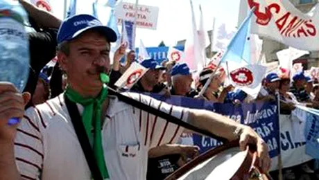 Peste 10.000 de sindicalisti din toate domeniile sunt asteptati, azi, in Piata Victoriei!