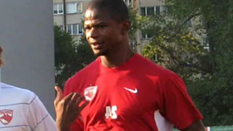 Rednic l-a pedepsit pe petrecaretul Julio Cesar! (Cancan)