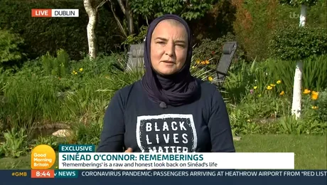 Sinéad O’Connor boicotează emisiunea „Woman’s Hour” de la BBC Radio 4 după un interviu „ofensator, abuziv și misogin”