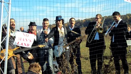 Vezi noul videoclip Vama – Sarkozy versus Gypsy (Video)