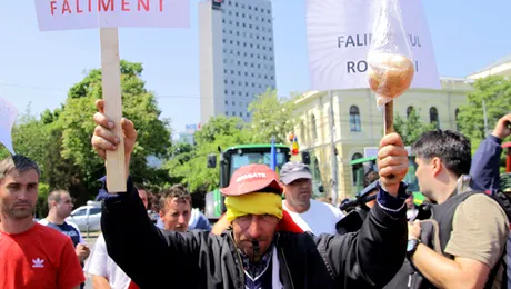 POZA ZILEI: Au inceput protestele in Bucuresti
