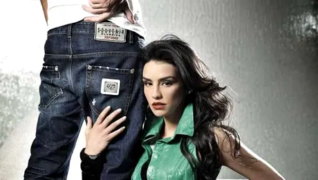 Adrian Mutu  si Consuelo, pe urmele cuplului Beckham! (poze)