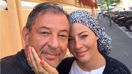 Ce familie frumoasă are Bodo de la Proconsul! Imagini cu copiii adoptaţi de fostul ginere a lui Băsescu