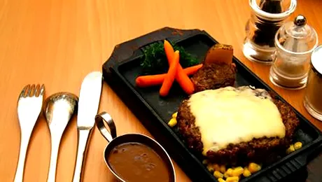 Regula unui restaurant australian: mananci tot sau iei amenda!