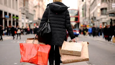 Cum îți poți reînnoi constant garderoba, fără a cheltui bani