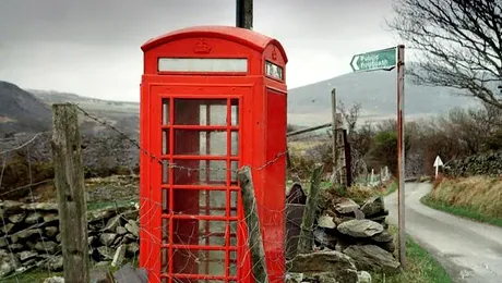 Un chinez locuieste intr-o cabina telefonica, de doi ani