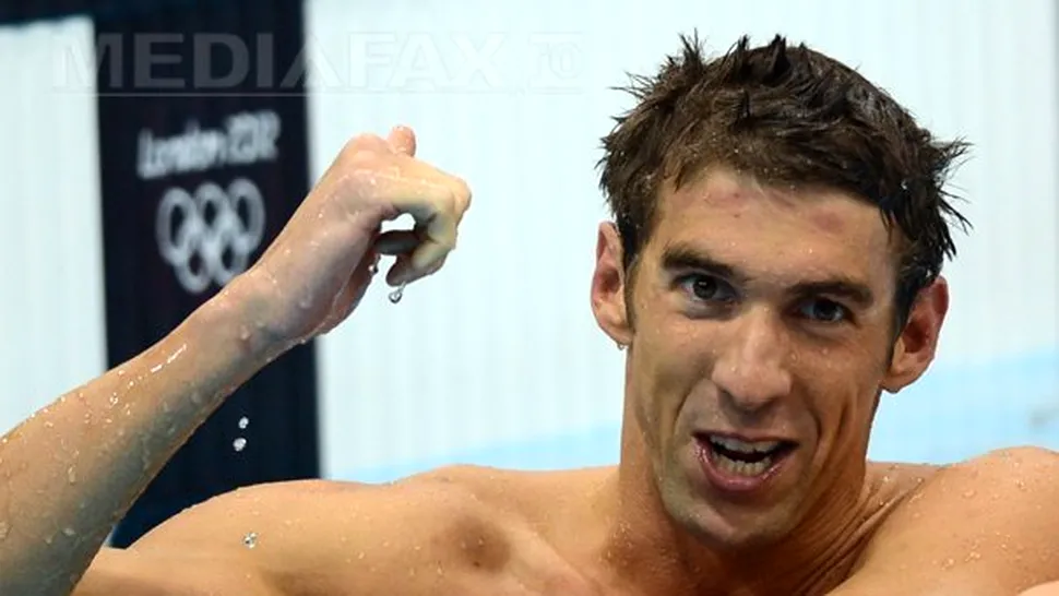 Ce face campionul Michael Phelps, când intră în bazin?!