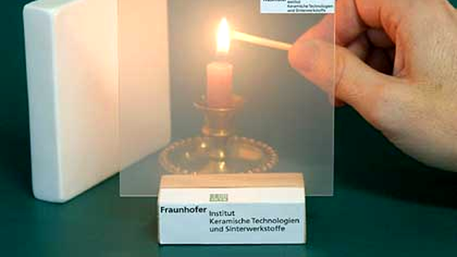 Alumina transparenta