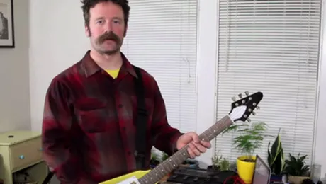 Invenții trăsnite: instrumente muzicale folosite pe post de tastatură!