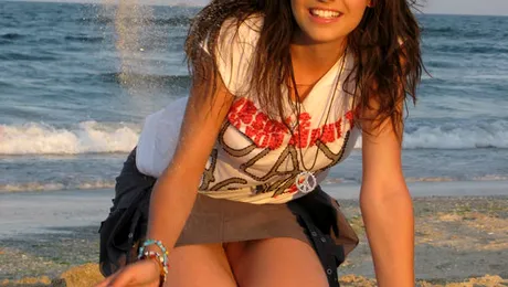 La 22 de ani, ea e ultima virgină din showbiz-ul românesc!