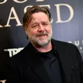 Russell Crowe va juca în thrillerul supranatural „The Pope’s Exorcist”