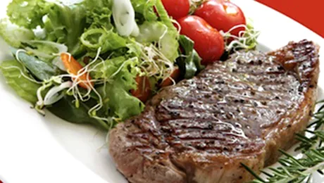 Carnea este mai sănătoasă decât salata din supermarket!