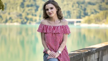 Cristina Ciobănaşu, schimbare radicală de look  – FOTO