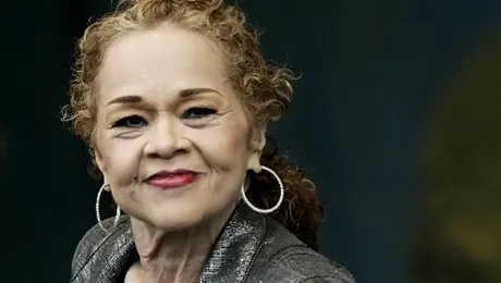 Cantareata Etta James, internata din cauza unei infectii sanguine