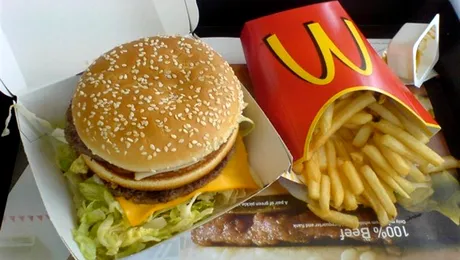 A slăbit 17 kilograme mâncând trei luni doar de la McDonald’s