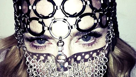 Madonna: „M-a amenințat cu un cuțit și m-a violat”