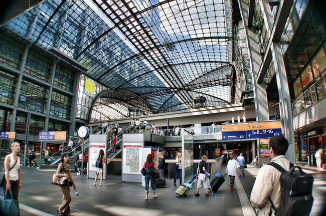 Berlin Hauptbahnhof, Germania