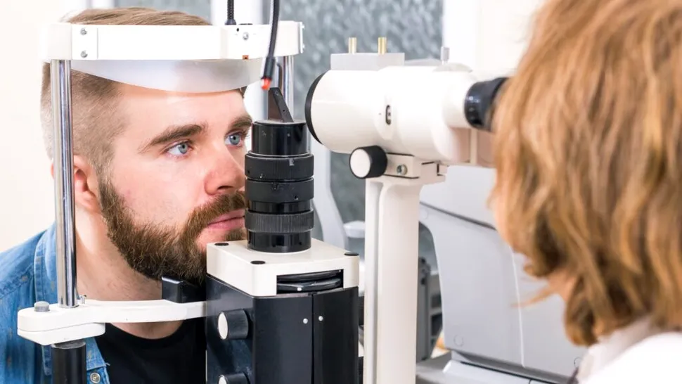 (P) Ce este astigmatismul, care sunt cauzele și cum se tratează