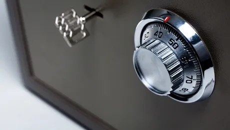 Cum lupta americanii „de rand” impotriva crizei: isi cumpara seifuri!