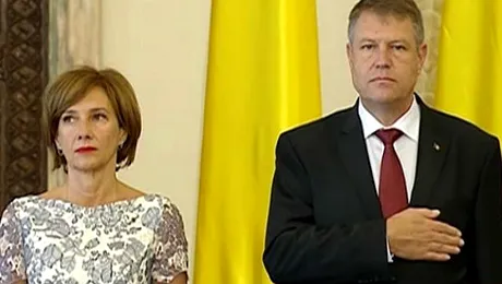 Carmen Iohannis, gafă la ceremonia de învestire? Nicio primă doamnă nu a mai făcut aşa ceva
