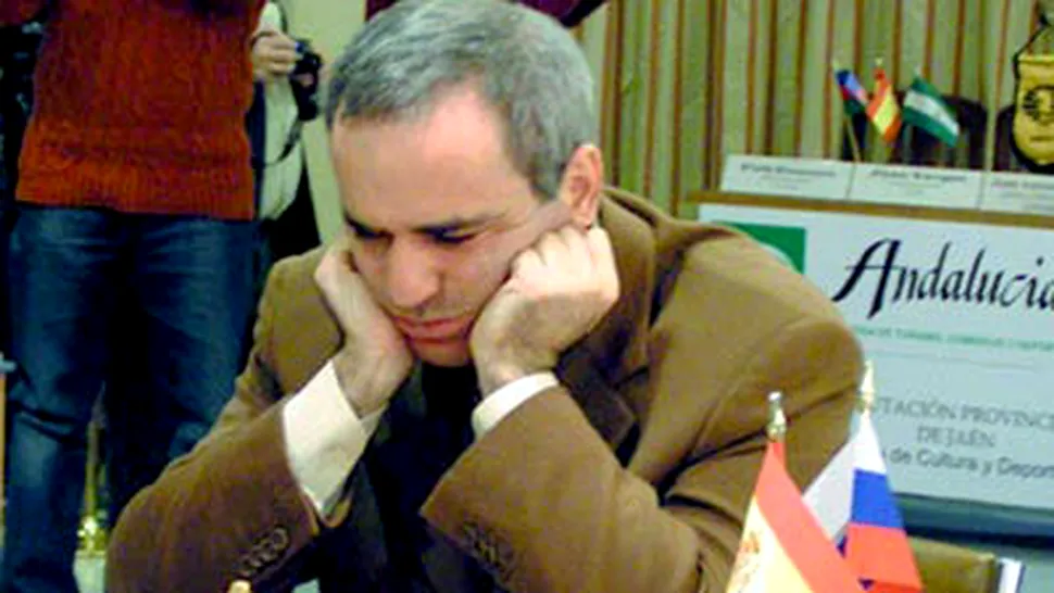 Sahistul Garry Kasparov a fost atacat de un penis