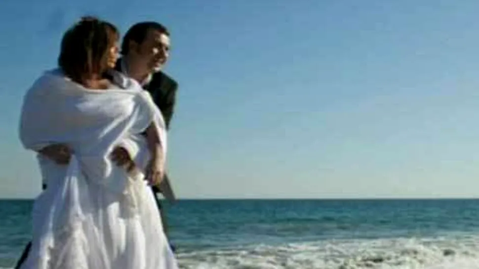 Luminița Anghel s-a căsătorit în secret, la Barcelona (Video)