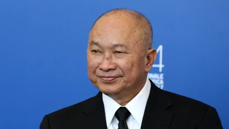 John Woo face un film cu supereroi după o poveste de fondatorul Marvel Stan Lee publicată postum