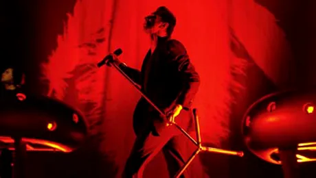 Solistul trupei Depeche Mode confunda Peru cu Chile