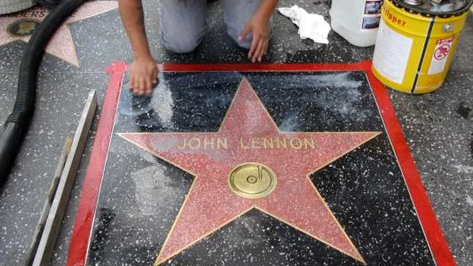 Steaua lui John Lennon de pe Walk of Fame a fost vandalizată