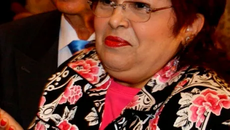 Aura Urziceanu vrea să renunțe la cetățenia română