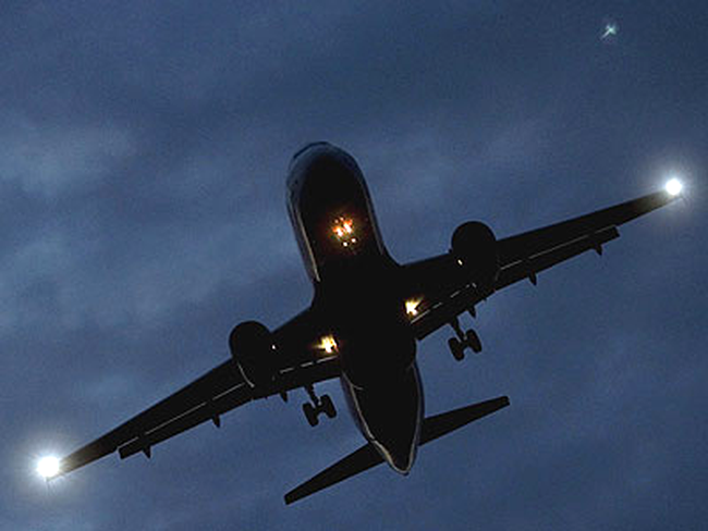Traficul aerian va fi interzis, noaptea, pe Aeroportul Baneasa