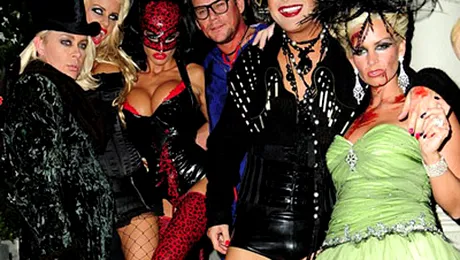 Costumele vedetelor pentru Halloween (Poze)
