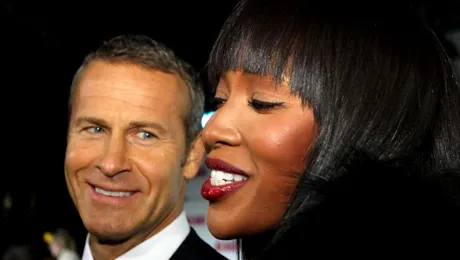 Naomi Campbell locuiește într-o navă spațială (Poze)