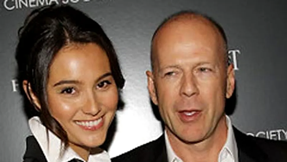 Bruce Willis se insoara cu modelul Emma Heming?