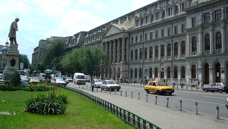 Incendiu la Facultatea de Litere a Universitatii Bucuresti (Video)