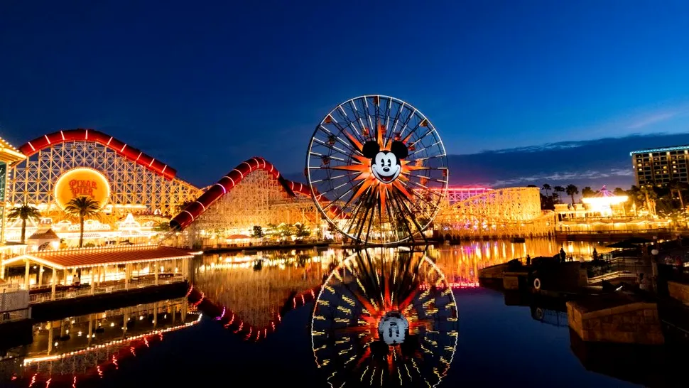 Studiourile Disney vor face un film despre crearea parcurilor Disneyland