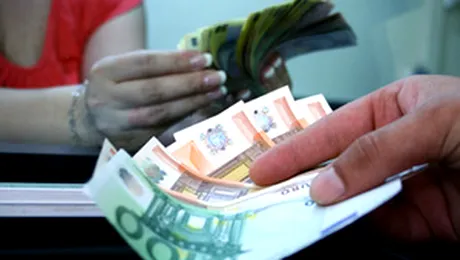 Leul doboara record dupa record: cursul BNR este 4,3025 lei/euro