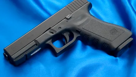 S-a împușcat accidental după ce a participat la un curs despre siguranța armelor