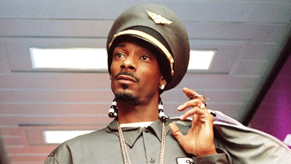 Snoop Dogg își schimbă numele în Snoop Lion