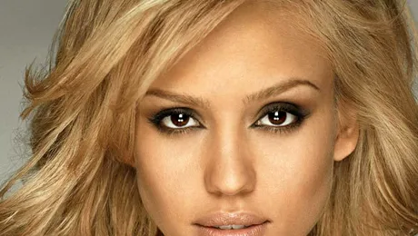 10 actori care fac bani și din joburi normale