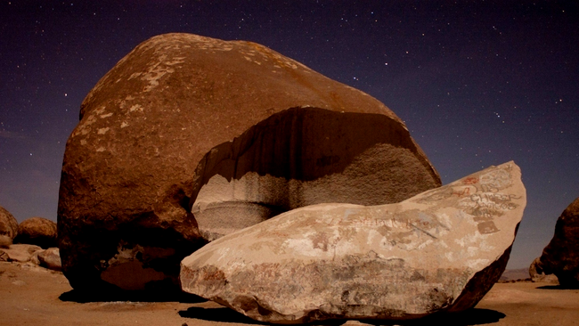 Giant Rock din Landers