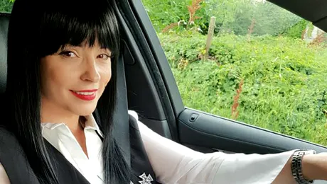 Andreea Marin şi-a dat jos peruca, în direct la tv. Cum arată, de fapt, vedeta – FOTO&VIDEO