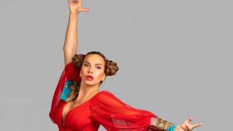 Ramona Olaru, Anna Lesko şi Răzvan Fodor prezintă „Splash! Vedete la apă”