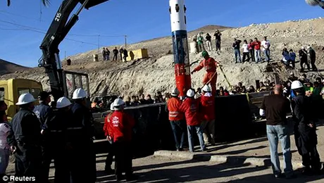 Toti cei 33 de mineri din mina San Jose au fost salvati!