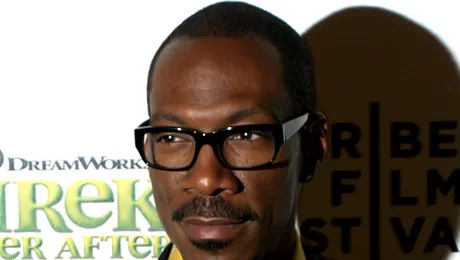 Eddie Murphy a mai lansat o melodie de pe albumul „9”: „Oh Jah Jah”!