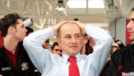 Probleme pentru Copos: DNA i-a pus sechestru pe casa! (Prosport)