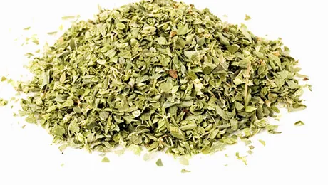 Patru elevi prinsi ca faceau trafic de… oregano