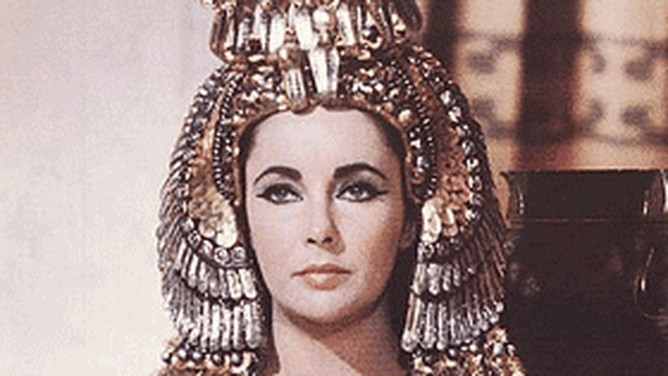 Cleopatra, ritualuri de frumusete