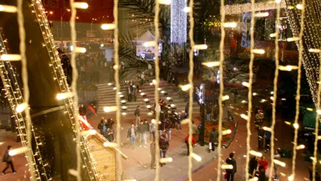 Cea mai mare instalatie de Craciun intr-un spatiu deschis este in Bucuresti