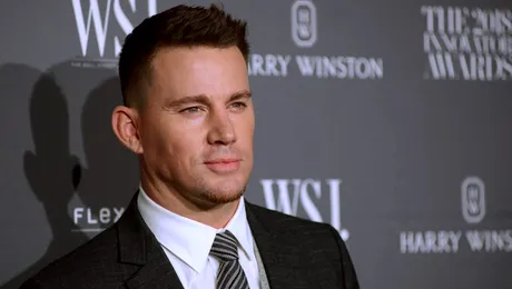 Channing Tatum și regizorul Steven Soderbergh, împreună pentru cel de-al treilea film „Magic Mike”, inspirat de experiența de stripper a actorului
